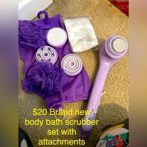New bath scrubber with attachments